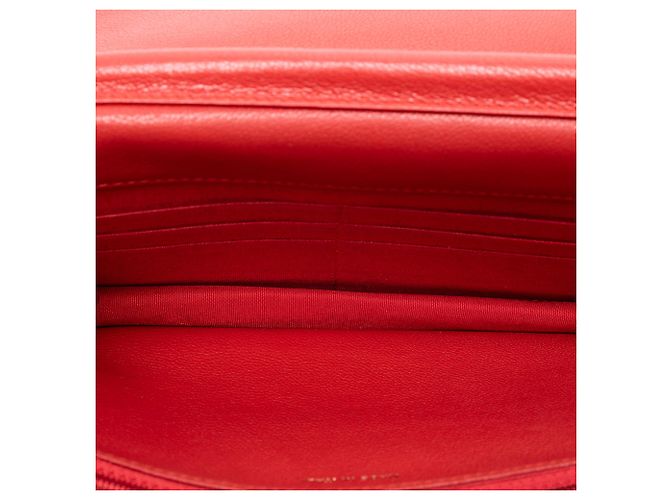 Wallet On Chain Cartera diagonal de piel de cabra acolchada roja de Chanel con cadena - vista 4