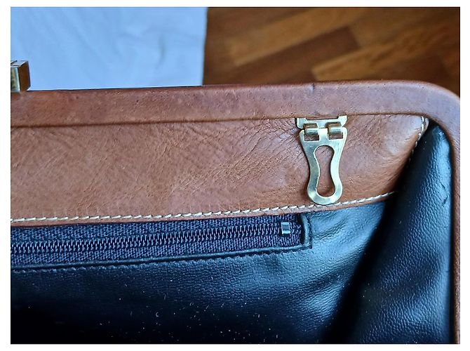 Pochette Maxi Pollini Marrone e Nero in Pelle Logo - vista 8