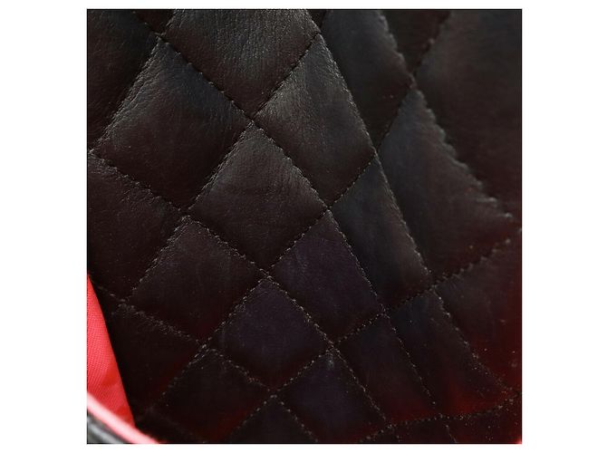 Borsa a spalla in pelle di vitello della linea Cambon di Chanel Nero Bianco - vista 8