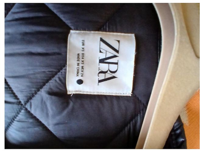 Abrigo Largo Negro Acolchado Zara - vista 4
