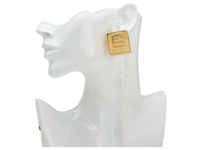 Orecchini a clip chiari e dorati di Chanel D'oro - vista 6