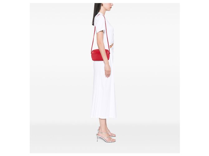 Rote gesteppte Lammleder Victoire Kamera Tasche von Saint Laurent - Ansicht 10