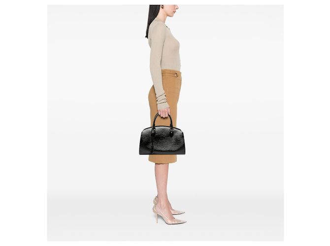 Louis Vuitton Epi Elettrico Nero Pont Neuf PM - vista 7