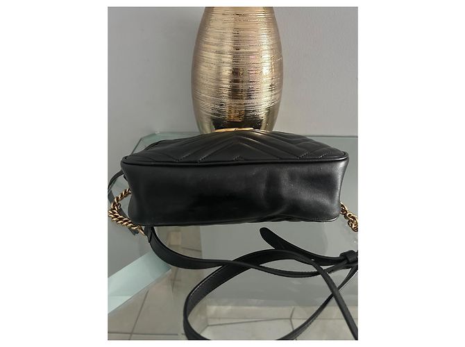 Borsa a spalla Gucci Marmont in pelle nera Nero - vista 3