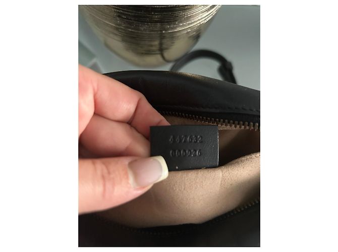 Borsa a spalla Gucci Marmont in pelle nera Nero - vista 7