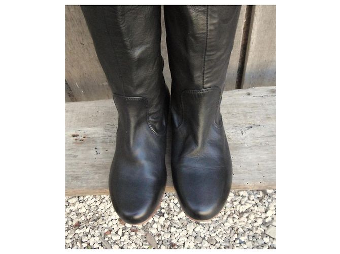 Botas Diesel de cuero negro con tachuelas - vista 3