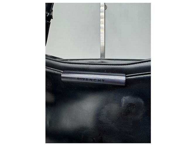 Vintage Givenchy Ledertasche schwarz - Ansicht 2