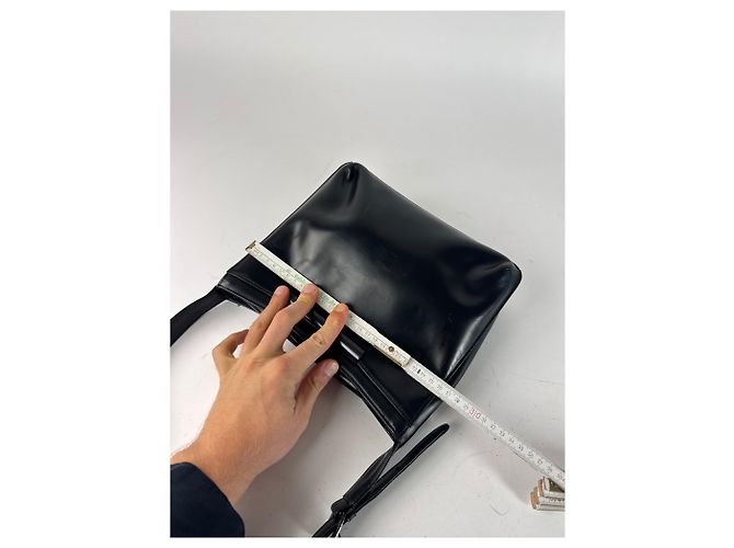 Vintage Givenchy Ledertasche schwarz - Ansicht 9