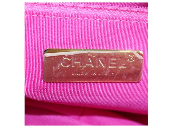 Bolso de mano Chanel de cuero acolchado rosa Medium 19 con tapa y asa superior - vista 5