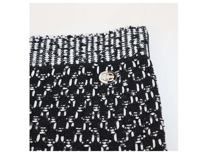 Calça larga de crochê em algodão e seda preta/branca Chanel Preto Branco - vista 5