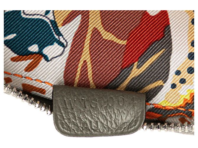 Monedero Azap Silkin de Hermès Castaño - vista 9