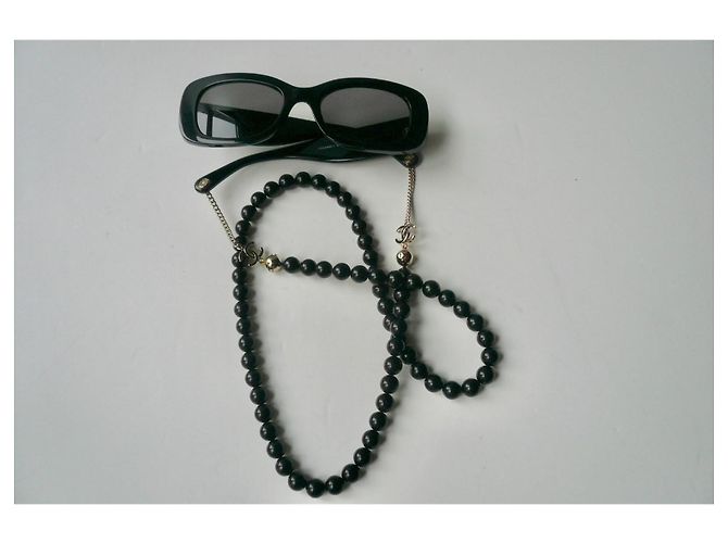 CHANEL Black Rectangular Sunglasses in Excellent Condition with Case and Box sold out - view 11