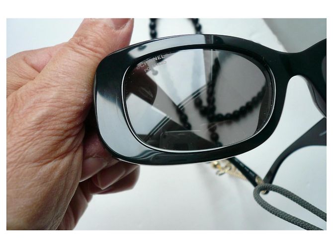CHANEL Black Rectangular Sunglasses in Excellent Condition with Case and Box sold out - view 12