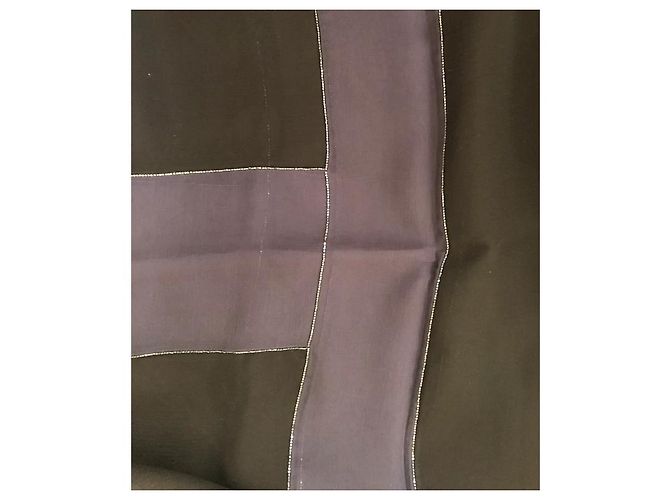 Foulard Hermès in doppia mussola di seta con ricami di perle Nero Blu Marino Blu navy - vista 7