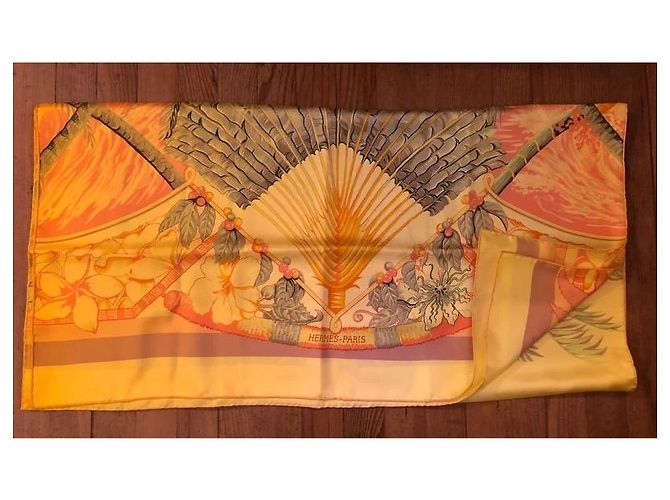 Sciarpa Hermès Aloha in seta Giallo Verde Arancio Multicolore - vista 8