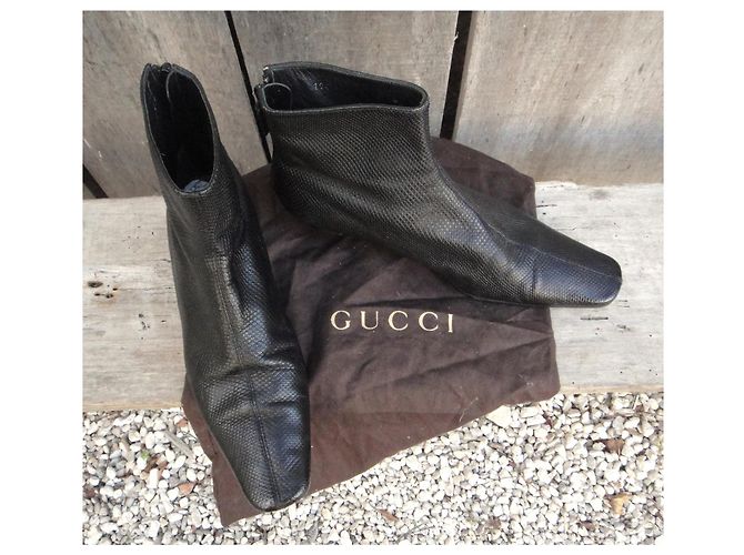 Stivaletti Gucci in pelle nera Nero - vista 2