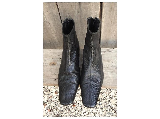 Stivaletti Gucci in pelle nera Nero - vista 4
