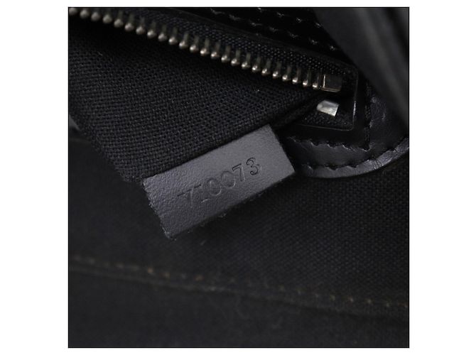 Borsa a Spalla Saratov GM Louis Vuitton Nero - vista 18