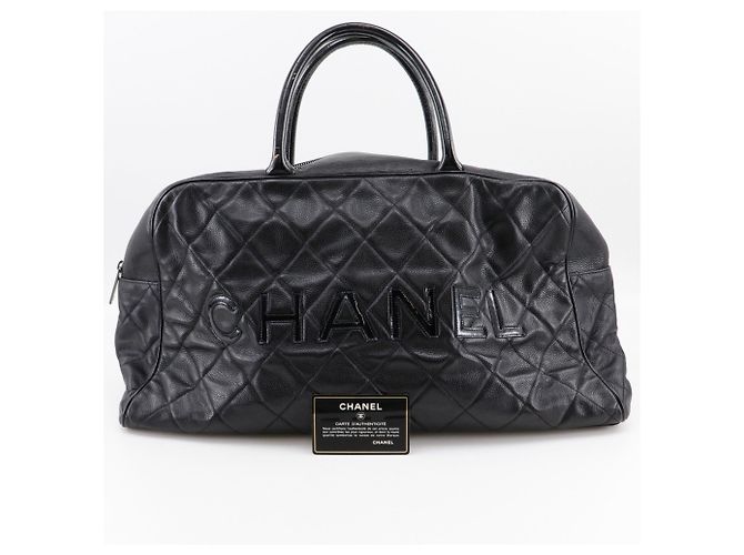 Bolso Boston Matelassé de Chanel en cuero negro - vista 20