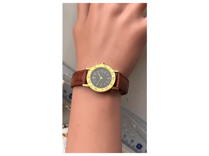 Orologio Bulgari BB 26 Oro Quadrante Nero - vista 10
