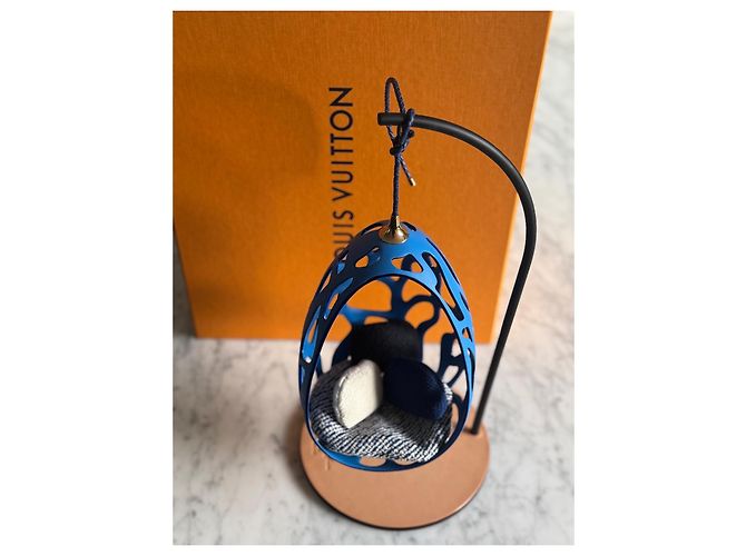 Louis Vuitton Miniature Nomadic Object Blue Metal - view 3