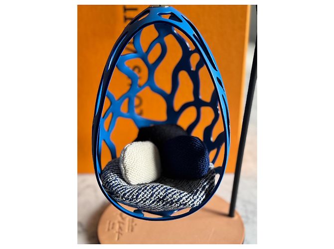 Louis Vuitton Miniature Nomadic Object Blue Metal - view 5