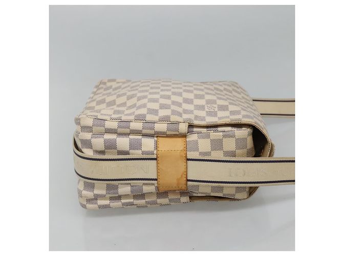 Borsa a mano Naviglio Damier Louis Vuitton Bianco - vista 4