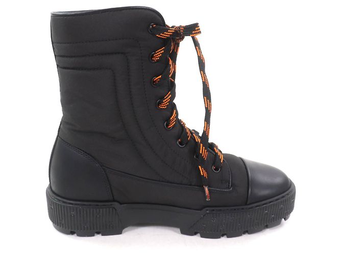 Botas Cortas Hermès de Cuero de Ternera Negro - vista 6