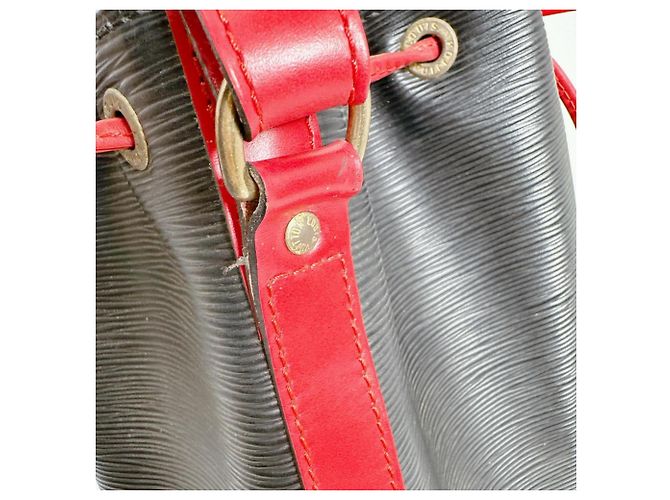 Noe Borsa a Spalla Noé Epi Louis Vuitton Nero Rosso - vista 15