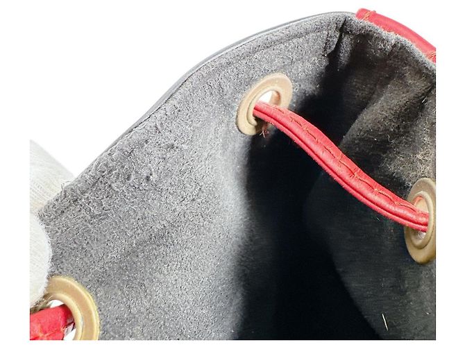 Noe Borsa a Spalla Noé Epi Louis Vuitton Nero Rosso - vista 17
