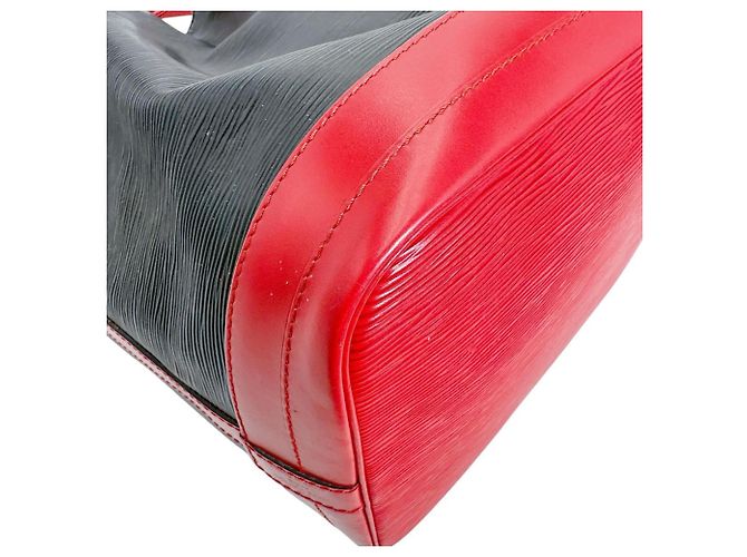 Noe Borsa a Spalla Noé Epi Louis Vuitton Nero Rosso - vista 6