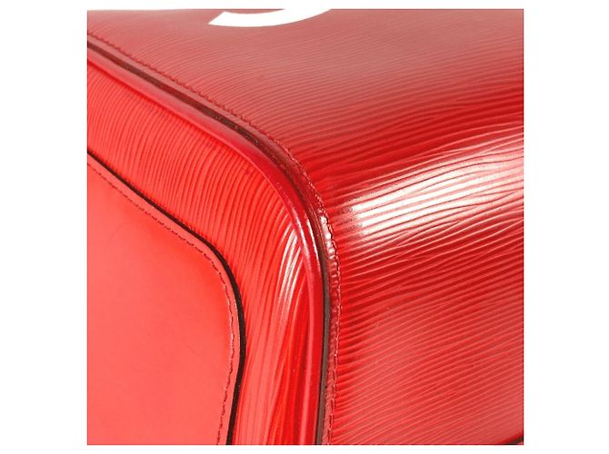 Borsa da viaggio Keepall Bandoulière 45 in pelle Epi Louis Vuitton Bianco Rosso - vista 8