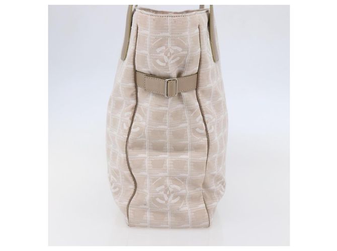 Sac fourre-tout en nylon grand modèle de la ligne de voyage Chanel Rose - vue 3