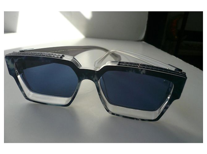 LOUIS VUITTON Occhiali da sole 1.1 Millionaires Nuovi Blu chiaro - vista 4