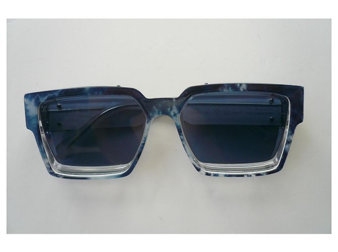 LOUIS VUITTON Occhiali da sole 1.1 Millionaires Nuovi Blu chiaro - vista 9