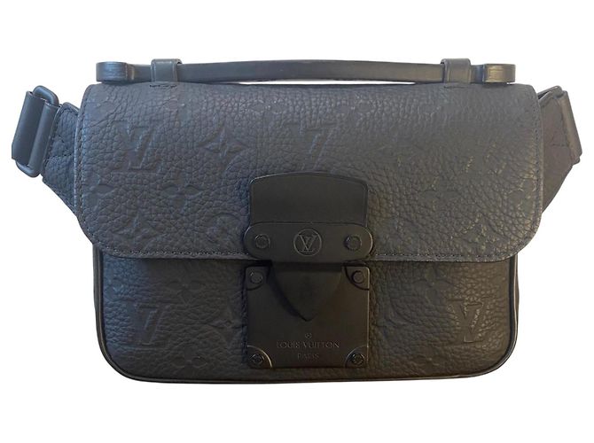 Borsa a tracolla S Lock in taurillon monogramma nero opaco Louis Vuitton - vista 2