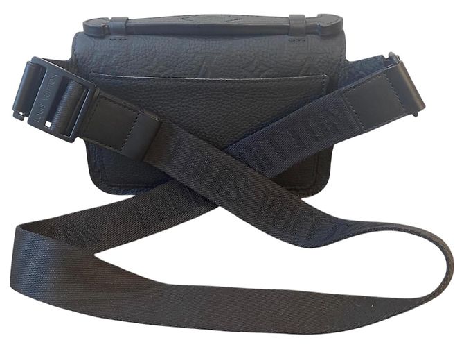 Borsa a tracolla S Lock in taurillon monogramma nero opaco Louis Vuitton - vista 6