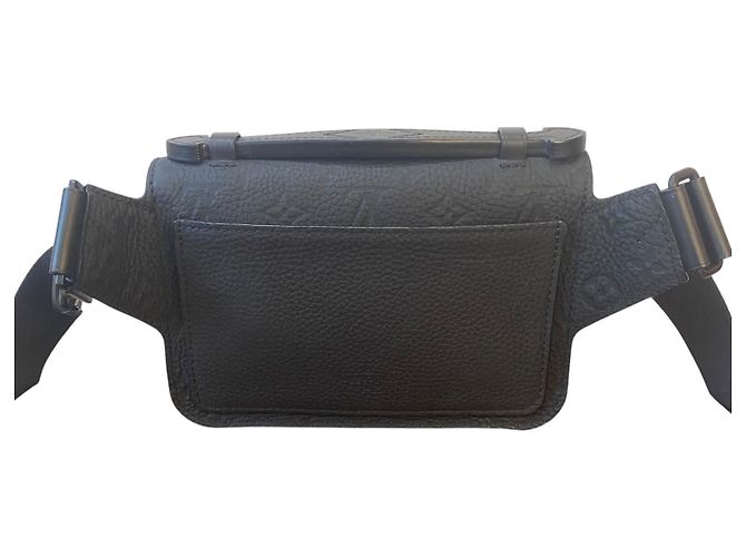 Borsa a tracolla S Lock in taurillon monogramma nero opaco Louis Vuitton - vista 7