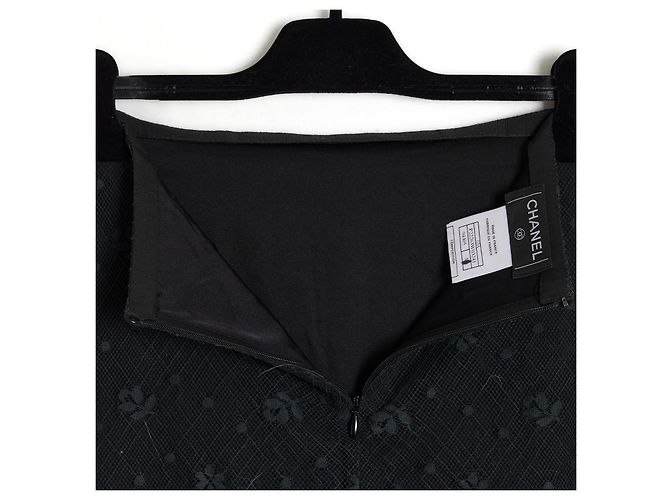 Chanel 2003 AH Falda de Encaje Negro FR36 FW UK8 US6 - vista 3