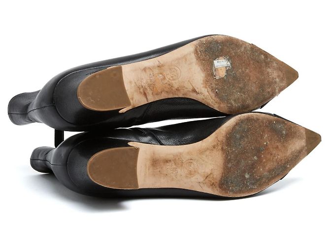 Stivali in Pelle Nera Punta Chanel EU39.5 UK6 US8.5 Nero - vista 5