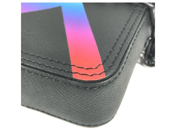 Pochette Messenger Danube Rainbow Taiga Louis Vuitton Nero Multicolore - vista 5