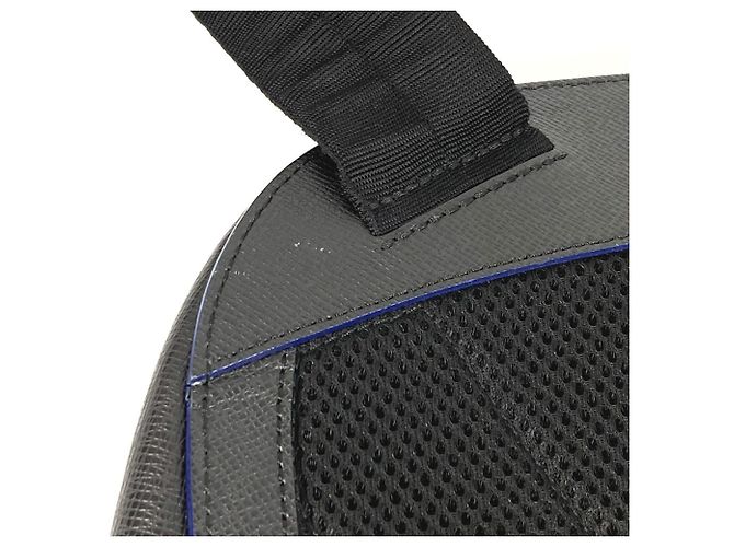 Borsa a tracolla Anton in Taiga di Louis Vuitton Nero Blu Multicolore Grigio - vista 17