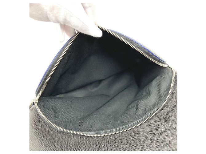 Borsa a tracolla Anton in Taiga di Louis Vuitton Nero Blu Multicolore Grigio - vista 18
