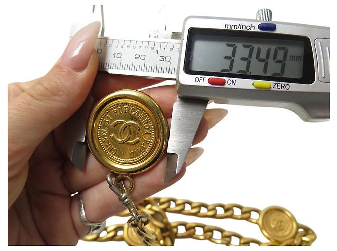 VINTAGE CHANEL GÜRTELHALSKETTE MIT CC MEDAILLON KETTE GRÖSSE 65 80 Golden - Ansicht 10