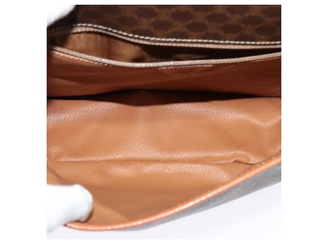 Céline Borsa a Spalla Celine Macadam in Pelle PVC Marrone - vista 5