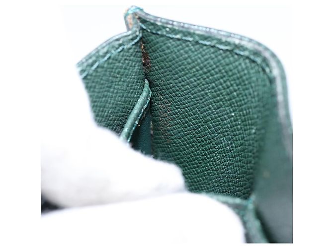 Pochette Kourad Taiga Louis Vuitton Verde - vista 7