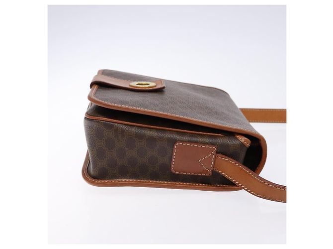 Céline Borsa a Spalla Celine Macadam in Pelle PVC Marrone - vista 3