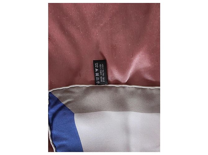 Foulard in seta Chanel Monogramma Bianco - vista 8