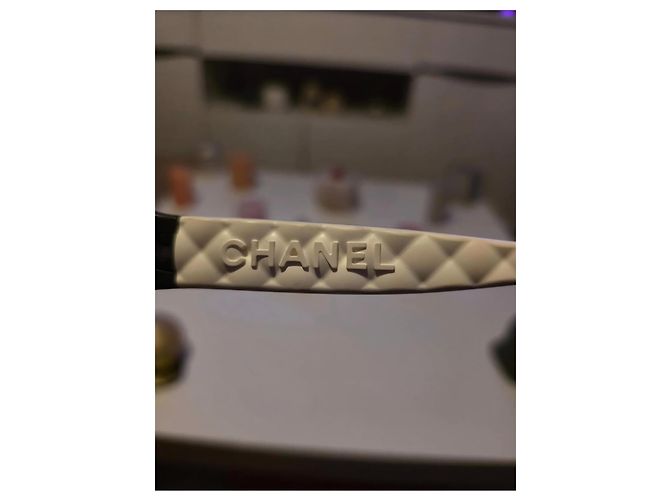 Occhiali da sole Chanel Aviator Neri Nero - vista 2