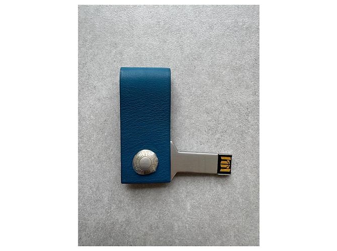 Chiavetta USB Hermès in pelle blu - vista 2